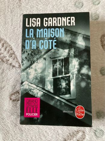 Livre la maison d’à côté