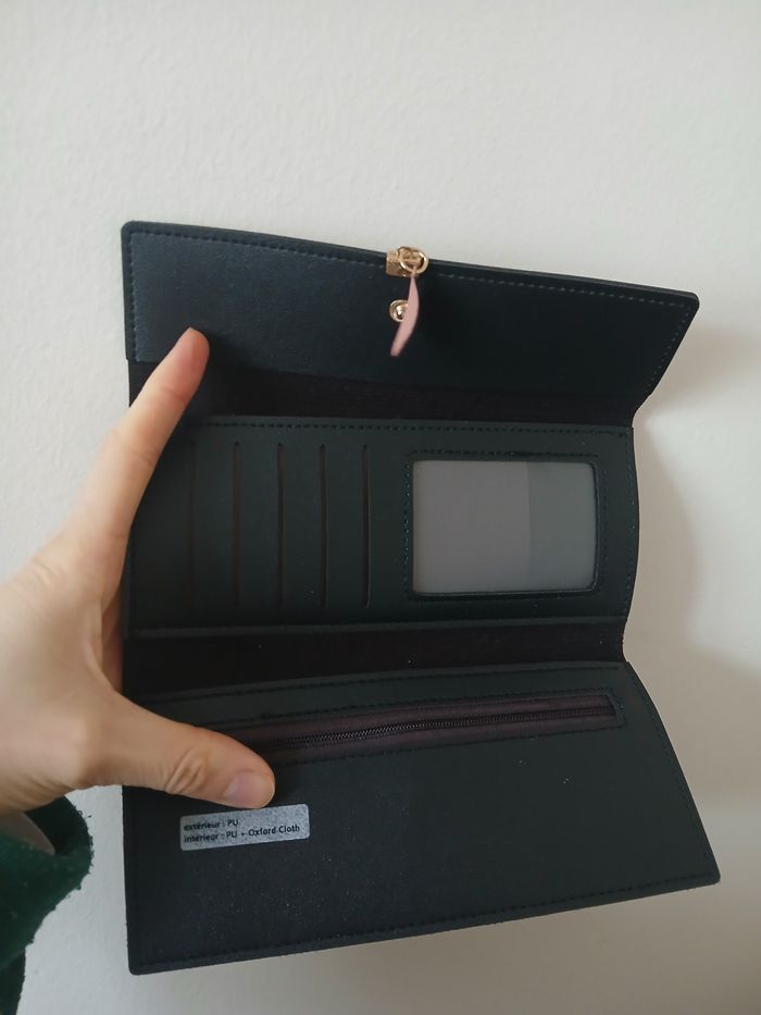 Portefeuille - photo numéro 3