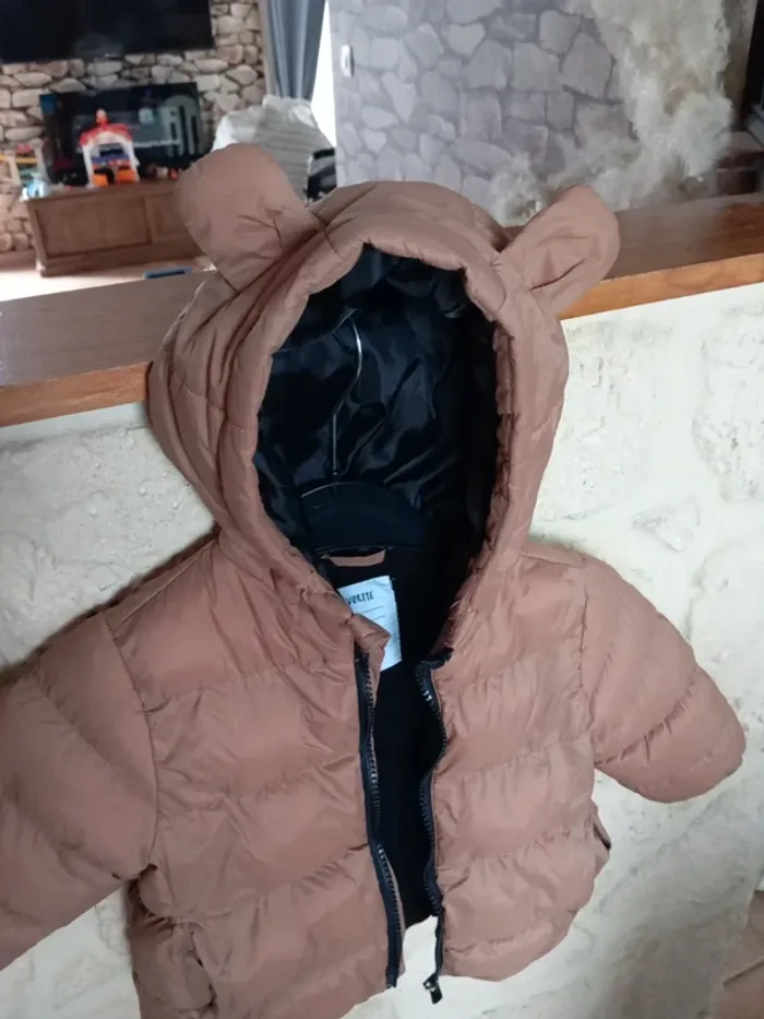 Doudoune chaude taille 12 mois - photo numéro 2