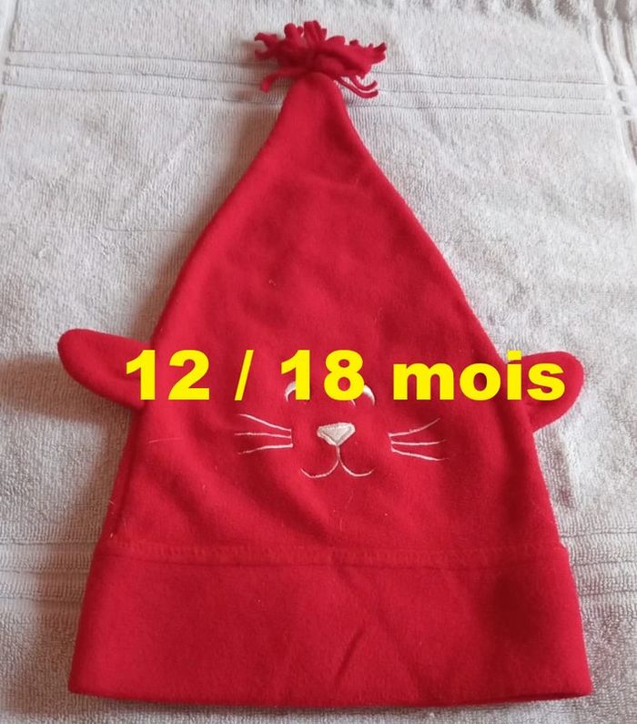 Bonnet rouge motif chat blanc Taille 12 / 18 mois