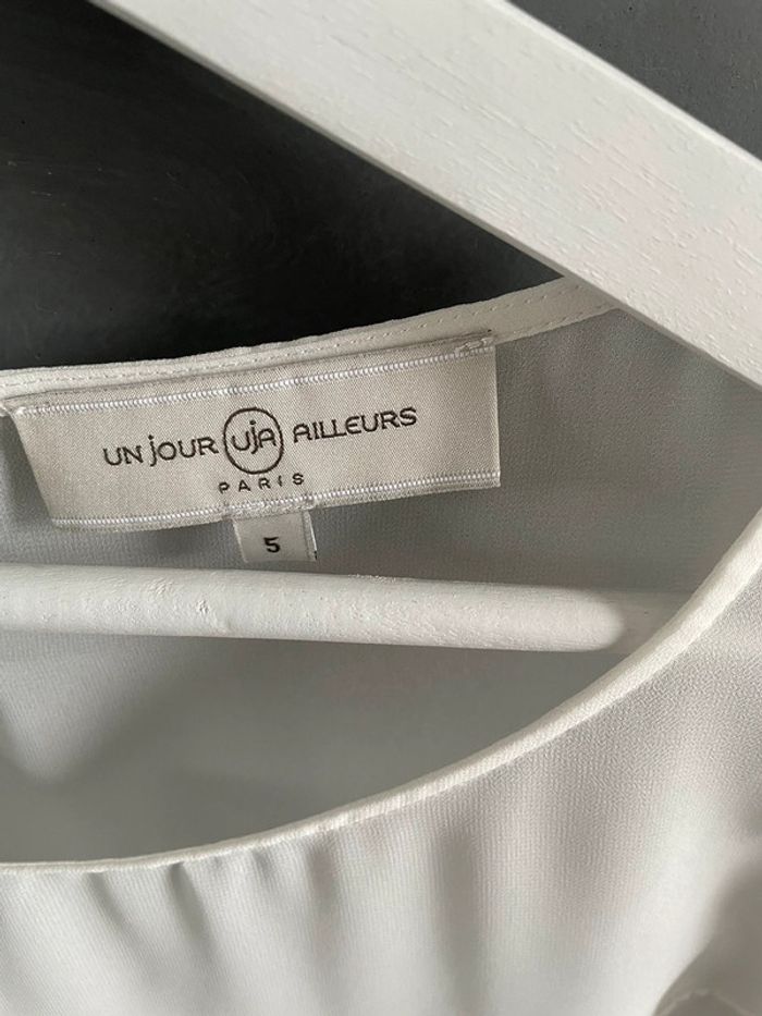 Haut Un Jour Ailleurs T.5 - photo numéro 2