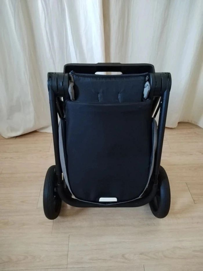 Poussette Cybex balios S lux + cosy B2 i-size + adaptateurs - photo numéro 8
