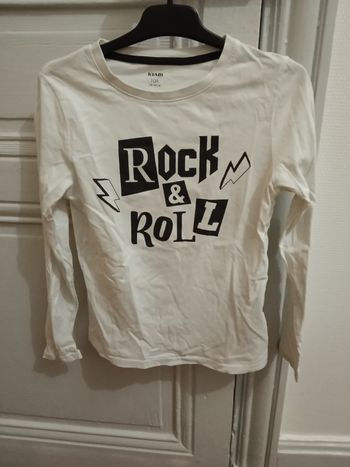 Tee-shirt Kiabi blanc et noir