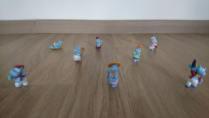 Figurines kinder hippopotames "La bande des hippos en vacances" (1992)
