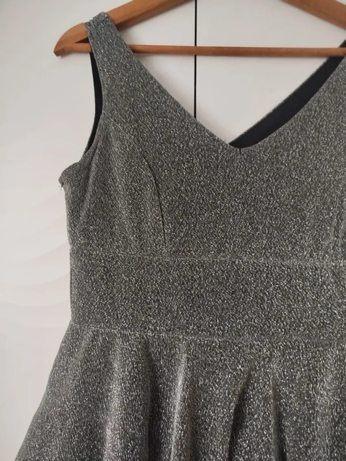 Robe paillettés taille 38 - photo numéro 2