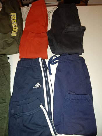 Lot 8 joggings