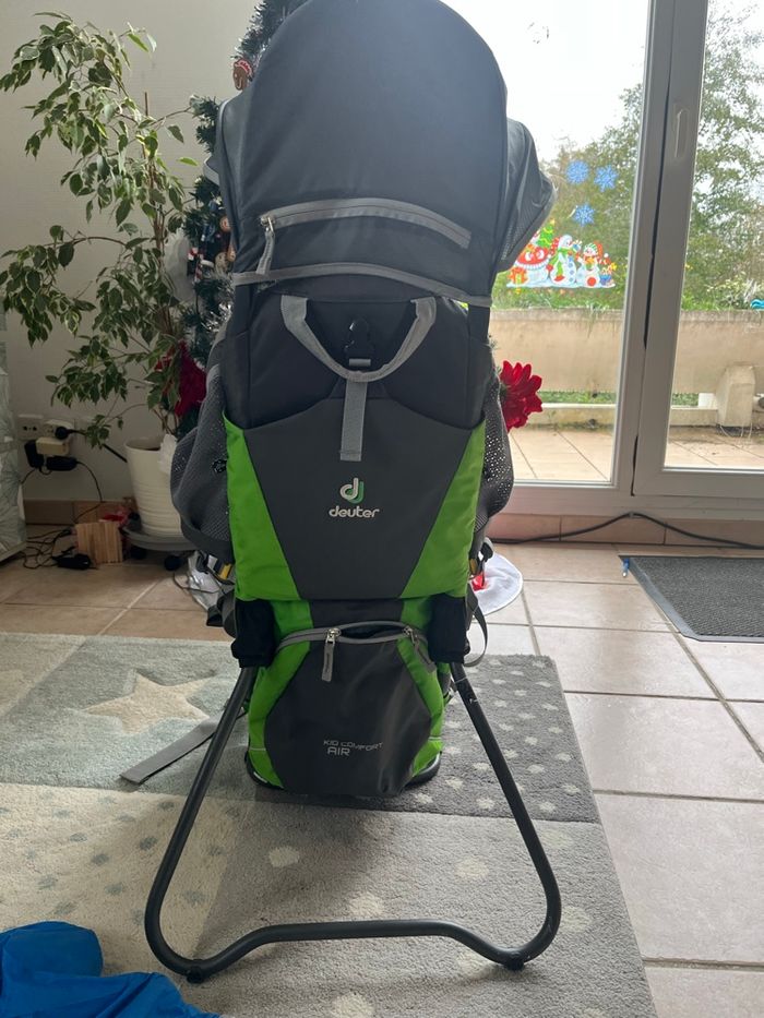 Porte bébé. Deuter - photo numéro 3