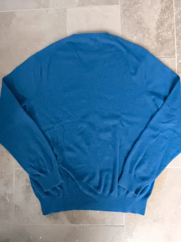 Pull col V bleu logo jaune Ralph Lauren M comme neuf - photo numéro 10