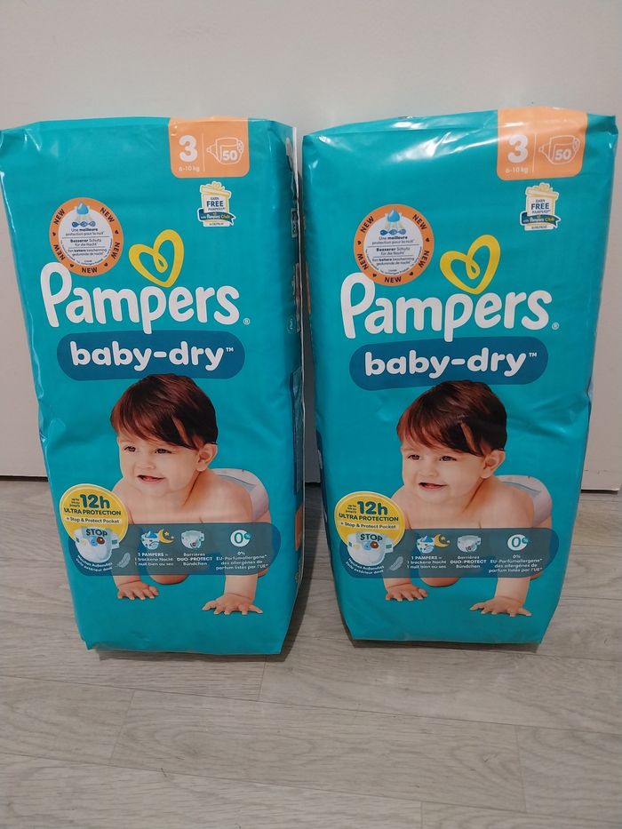 2 paquets pampers taille 3