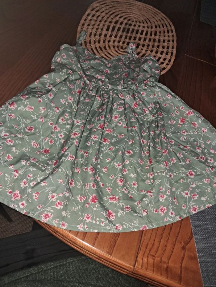 Robe à bretelles de la marque shein