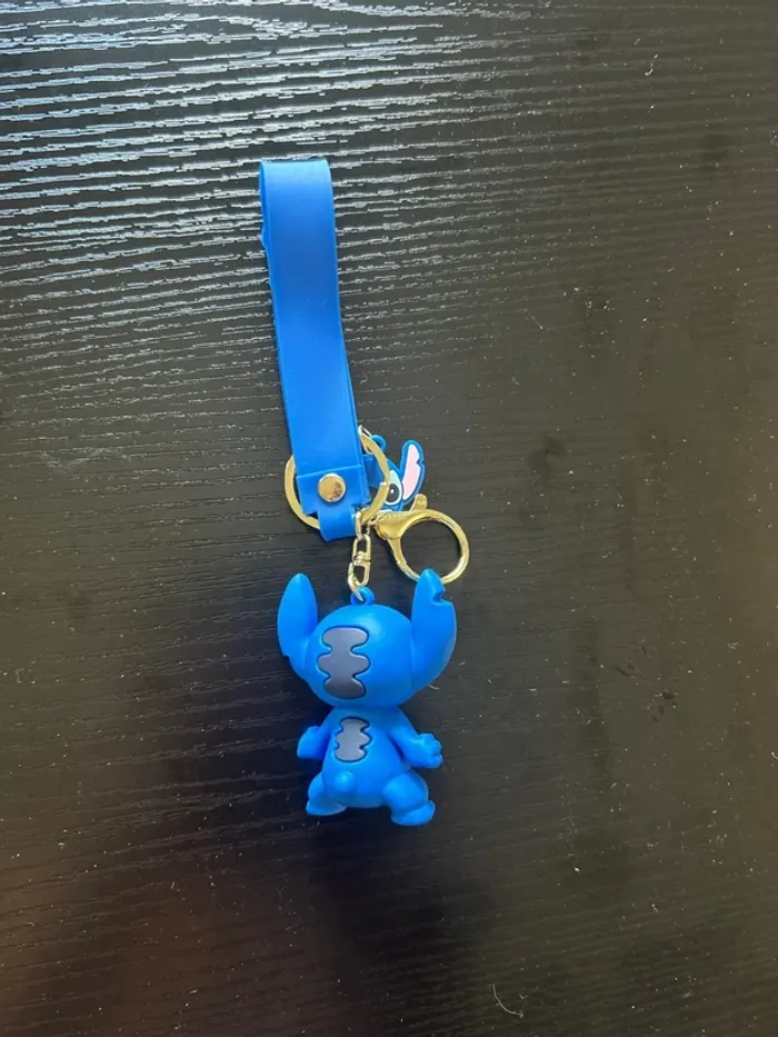 Porte clé stitch - photo numéro 2