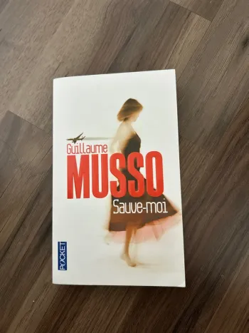 Livre « sauve moi »
