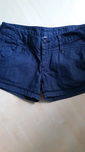 Short femme mango
