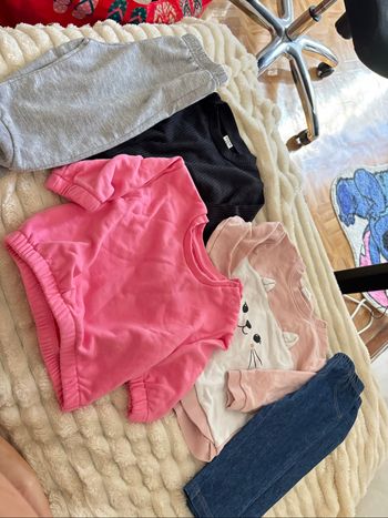 Lot de sweat/ bas 6-9 mois