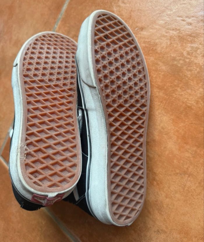 Vans montante - photo numéro 3