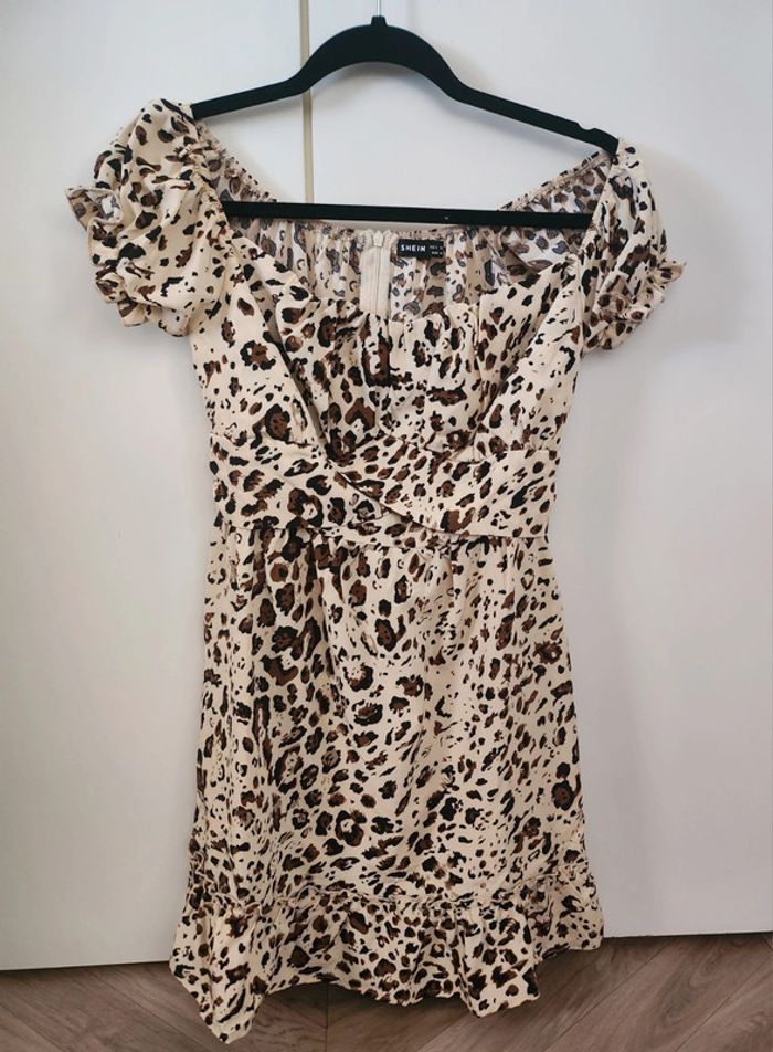 Robe courte