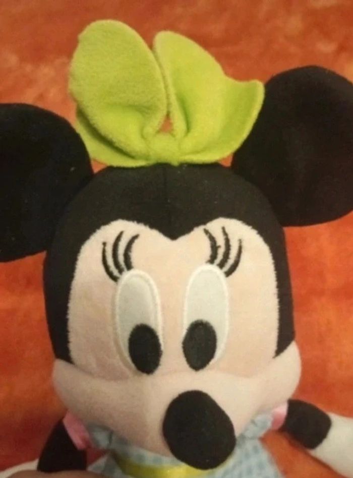 Peluche Minnie robe bleu à carreaux - photo numéro 2