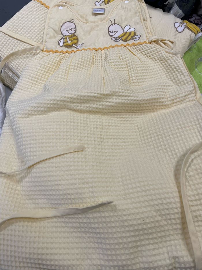 Gigoteuse et couverture carré blanc