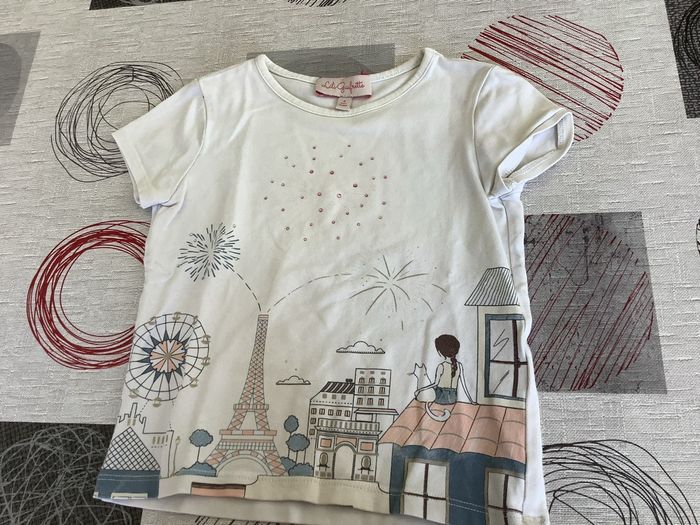 Tee shirt
