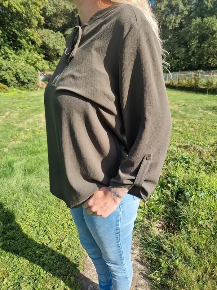 🌸 Superbe blouse à lacets - Taille 38/40/44 -  Papaya Weekend 🌸 - photo numéro 2