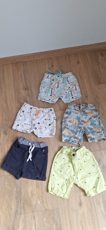 LOT Shorts garcons taille 18mois
