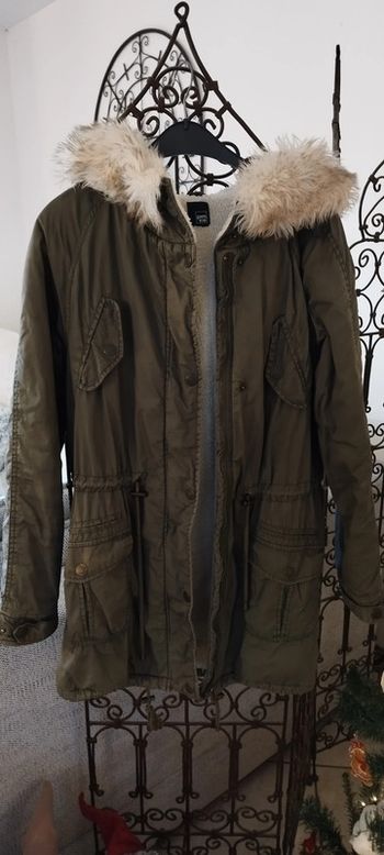 Manteau, parka avec capuche fourrure. Pinkie. Très bon état