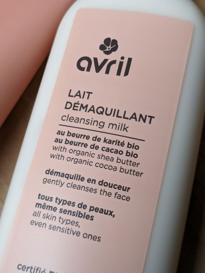 Lot gommage corporel et lait démaquillant Avril - photo numéro 4