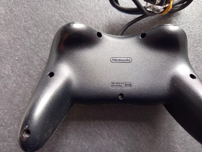 Nintendo - Wii - Manette classique pro - photo numéro 2