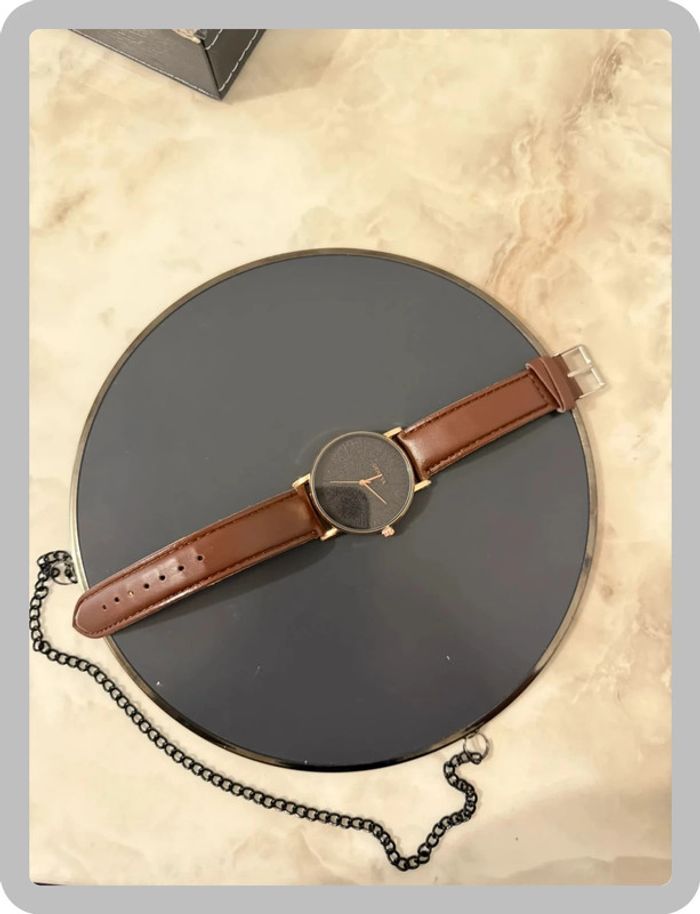 Montre marron à cadran noir - photo numéro 2