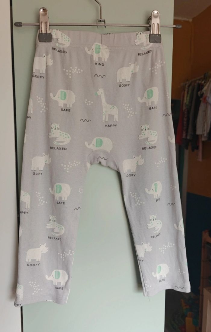 Pyjama deux pièces 2 ans - photo numéro 7