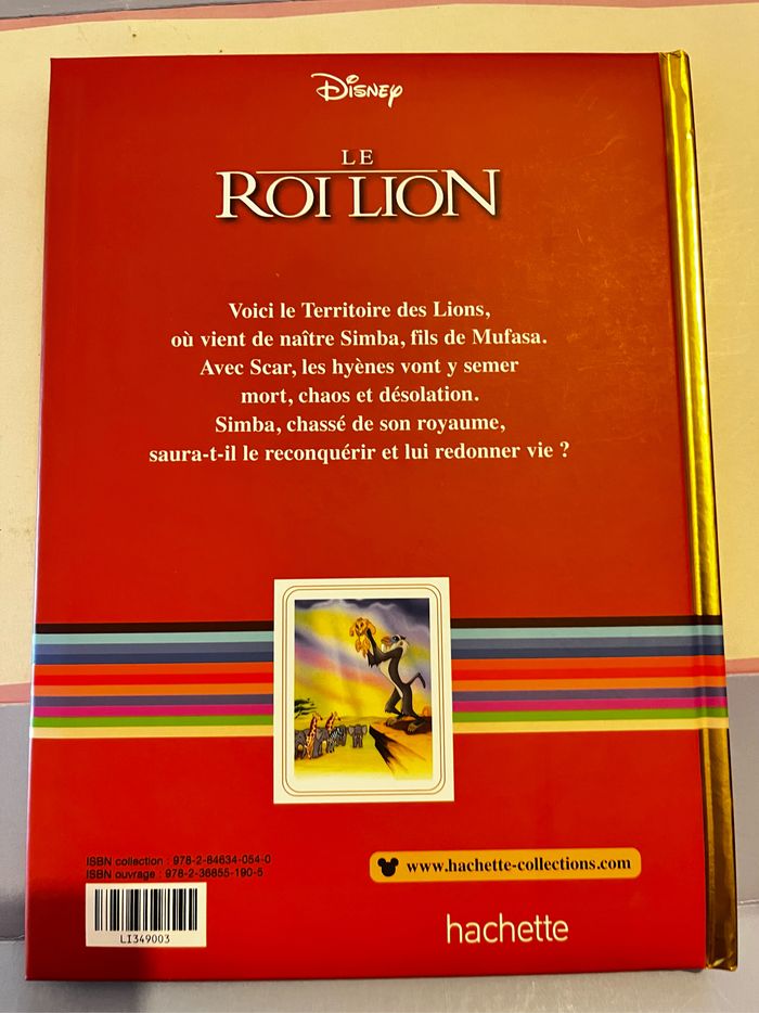 Livre collector Disney : le roi lion, inclus la figurine - photo numéro 3