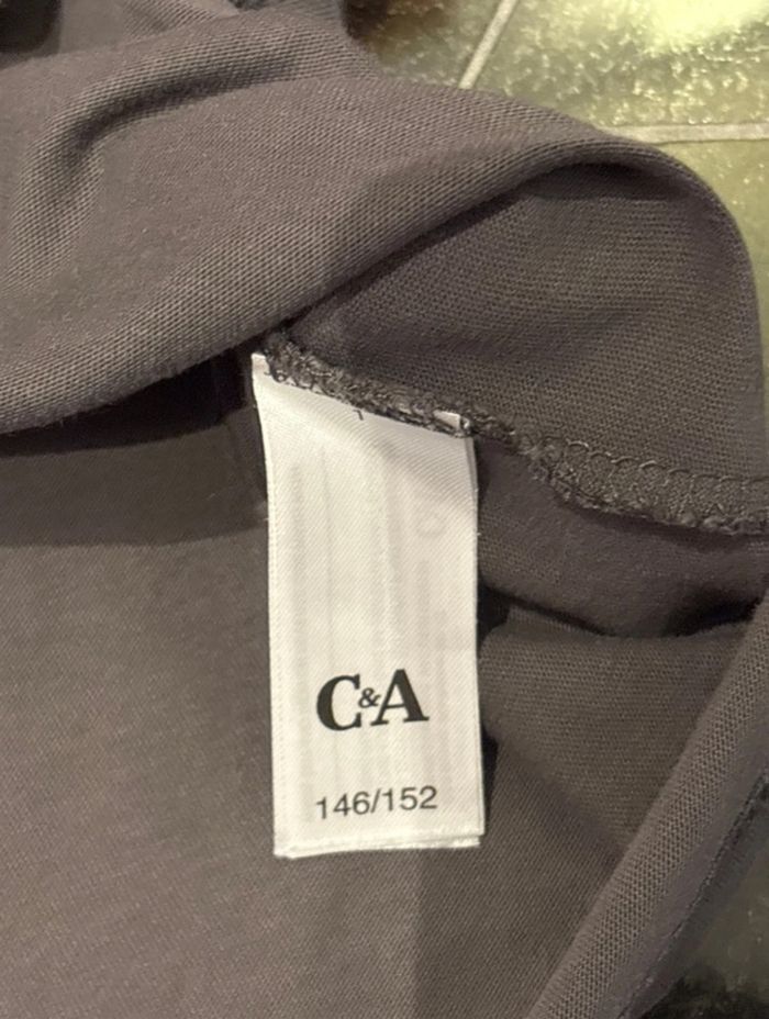 Pull taille 146/152 C&A - photo numéro 4