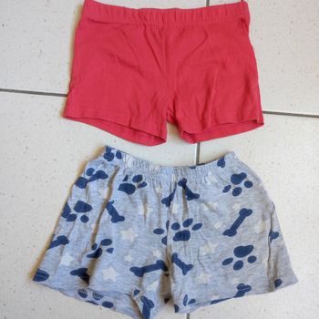 Lot 2 shorts en coton 3/4ans