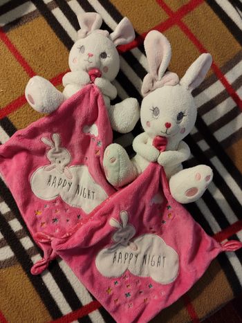 Doudou lapin mouchoir rose happy night