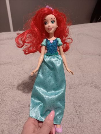 Poupée barbie Disney Ariel neuf
