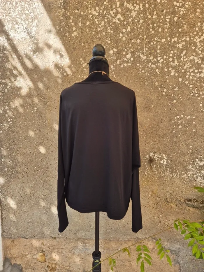 Top noir Shein T.40/42 - photo numéro 2