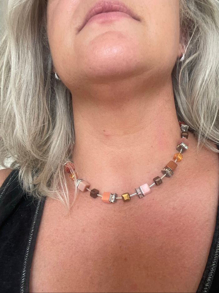 Collier perles cubiques - photo numéro 5