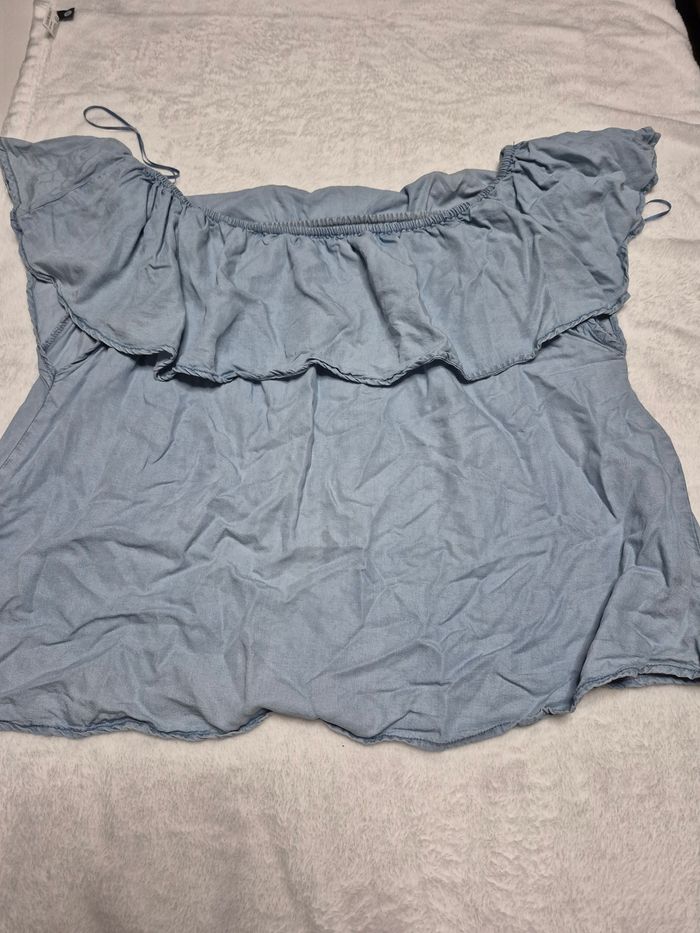 Haut pimkie épaules dénudées T XL