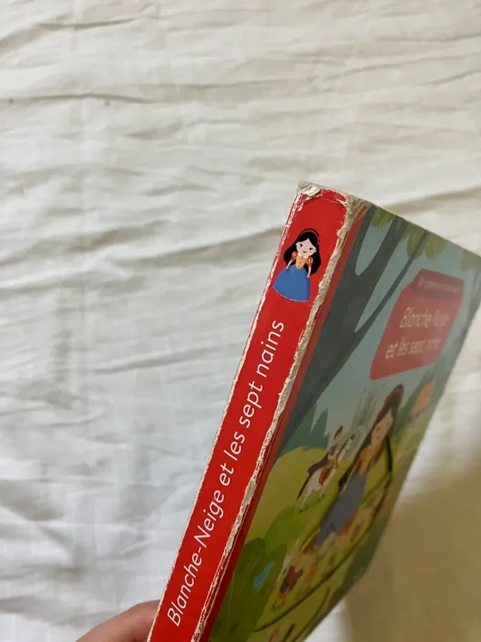 Livre enfant – Blanche-Neige et les sept nains - photo numéro 3