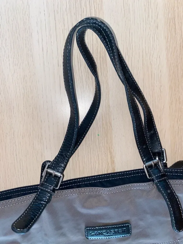 Sac à main fourre tout grand tissu Lancaster Paris rouge gris noir - photo numéro 3