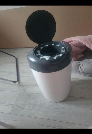 Poubelle tomme tippee