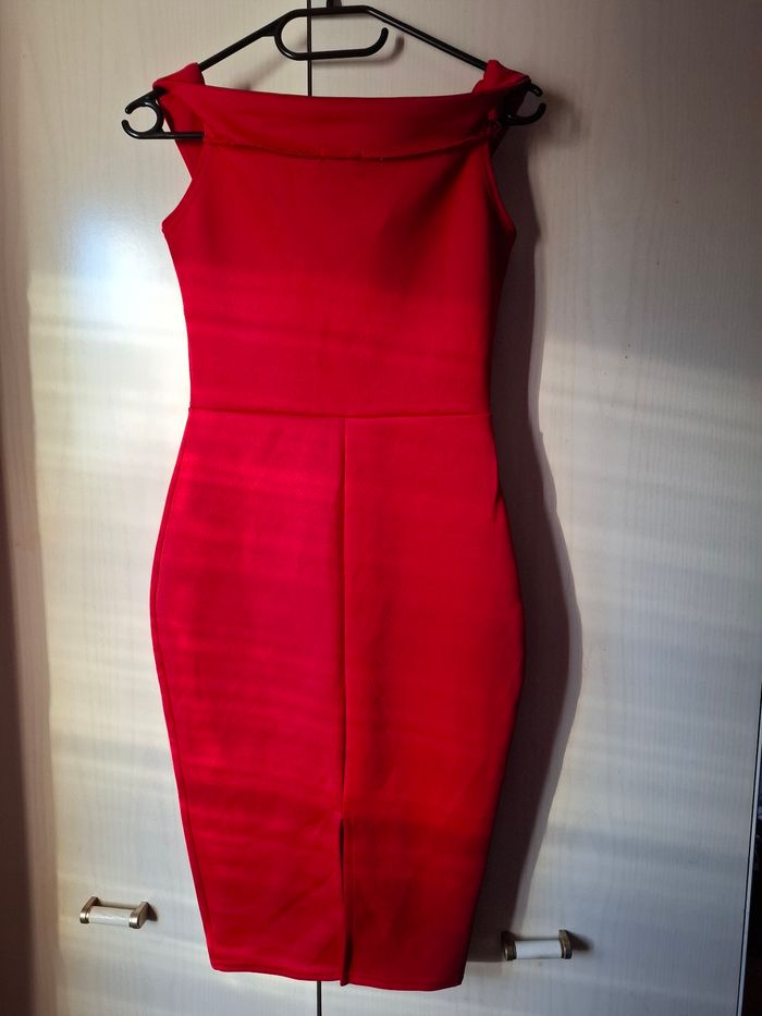 Robe rouge - photo numéro 3