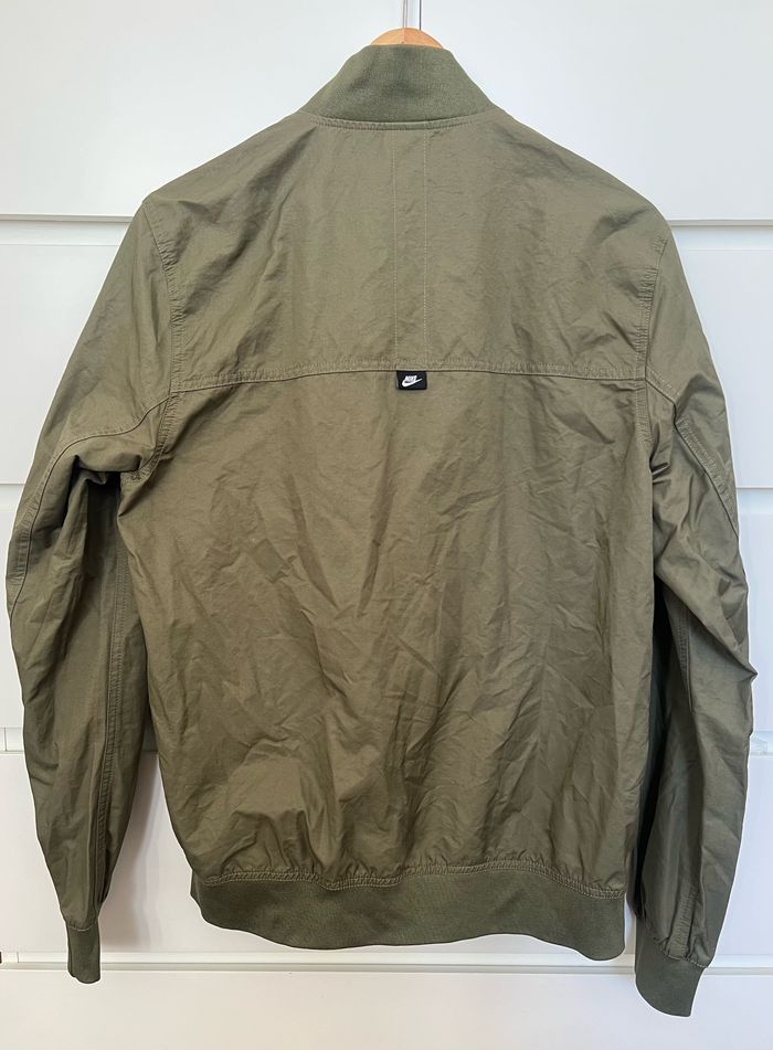 Veste Nike taille S - photo numéro 3