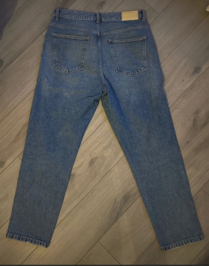 Jean MOM Zara femme taille 42 - photo numéro 4