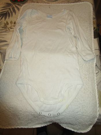 Bodys petit bateau 18 mois