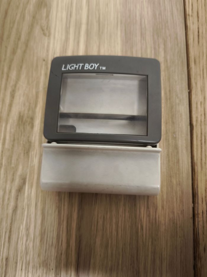 Gameboy light boy
