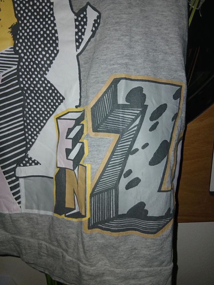 T-shirt kenzo taille 12 ans - photo numéro 2