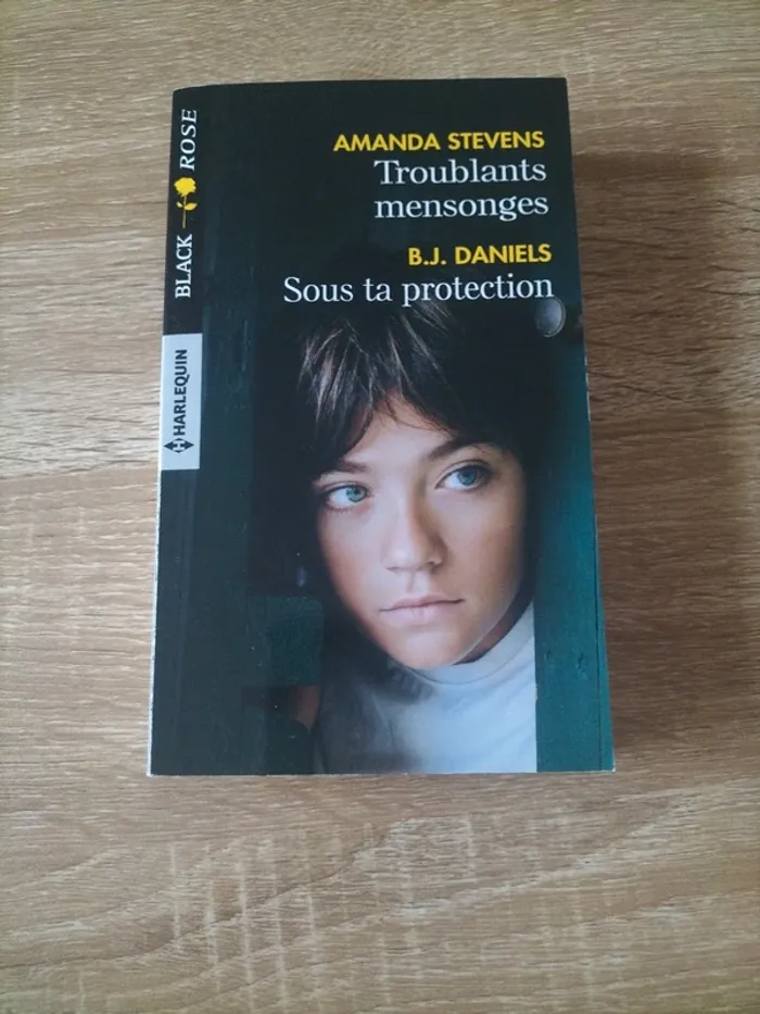 Troublants mensonges / Sous ta protection