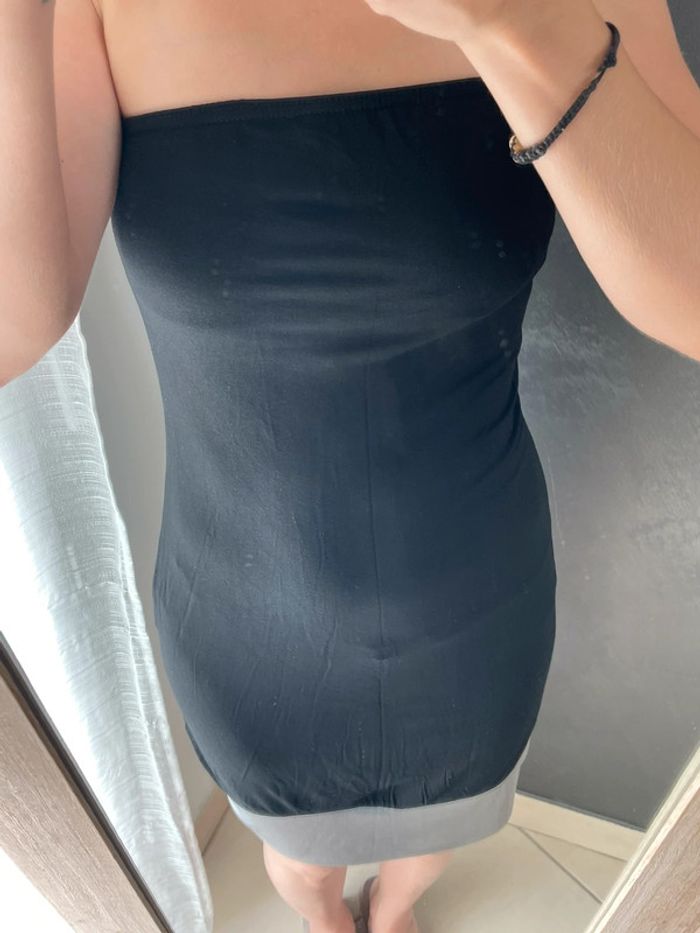 Robe sans bretelle noir - photo numéro 4