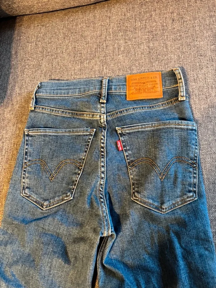 Jean bleu Levis mile High super skinny - photo numéro 3